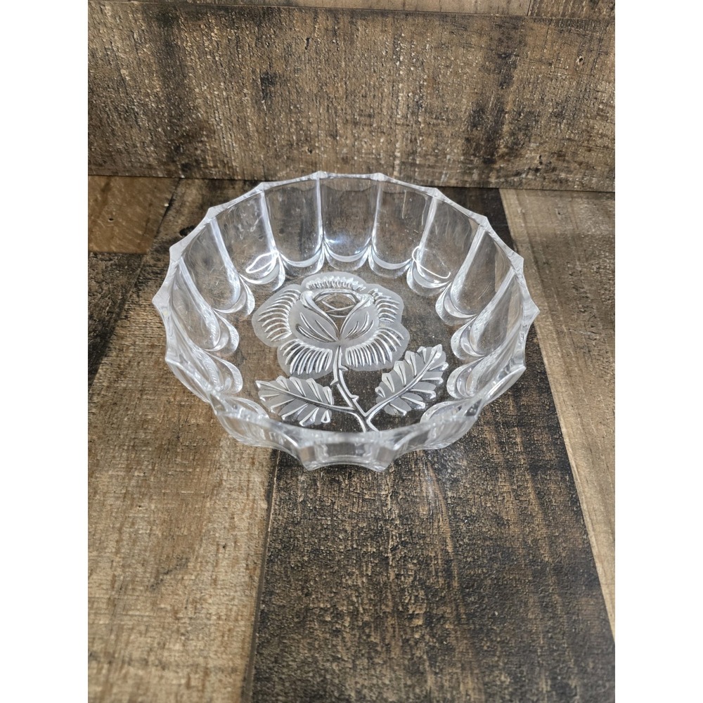 VTG‎ 1970's Frosted Rose Clear Pressed Glass Scalloped Bowl Candy Dish 6.5 Inch